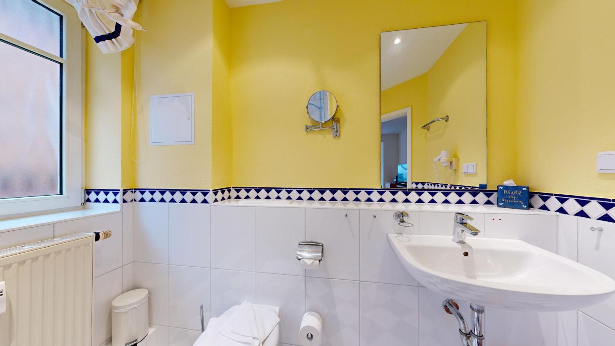 Direkt Am Mit Suedbalkon, Freia 13,