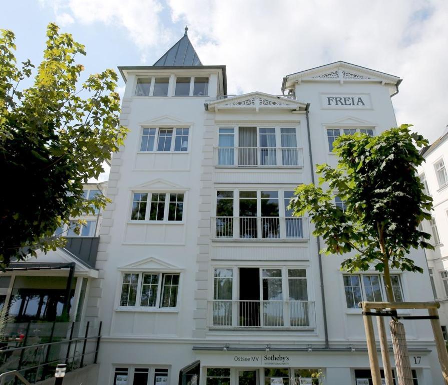 Direkt Am Mit Suedbalkon, Freia 13, Binz